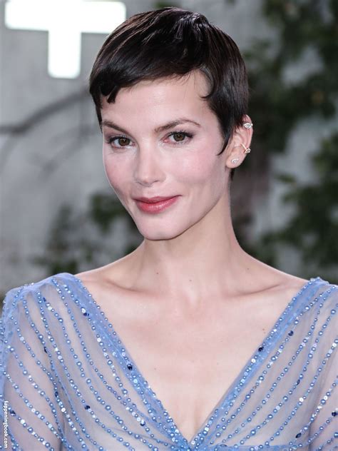 Sylvia Hoeks / sylviahoeks Nude, OnlyFans Leaks, Fappening - FappeningBook