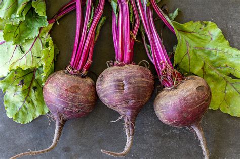 How to Cook Beets (4 Different Ways) - Momsdish