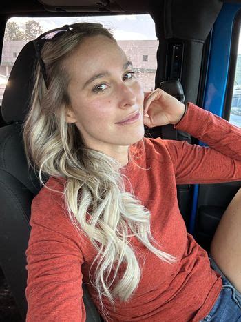 shut_upshelbyfree OnlyFans - Free Trial - XXX Photos | FansMetrics.com