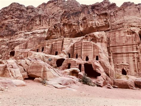 guide  visiting petra wild frontiers wild frontiers