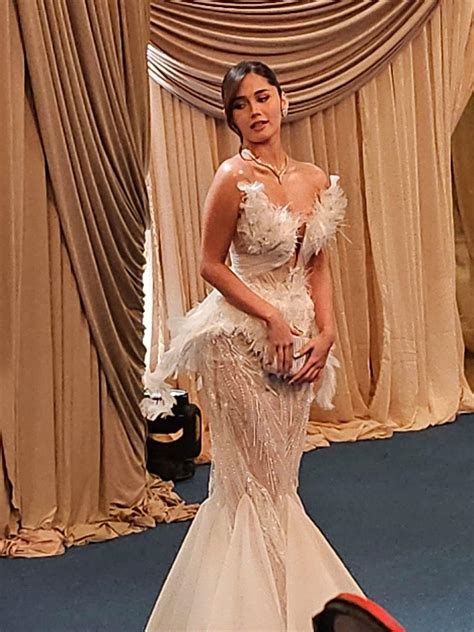 IN PHOTOS: GMA Gala 2025 Blue Carpet Looks | GMA Entertainment