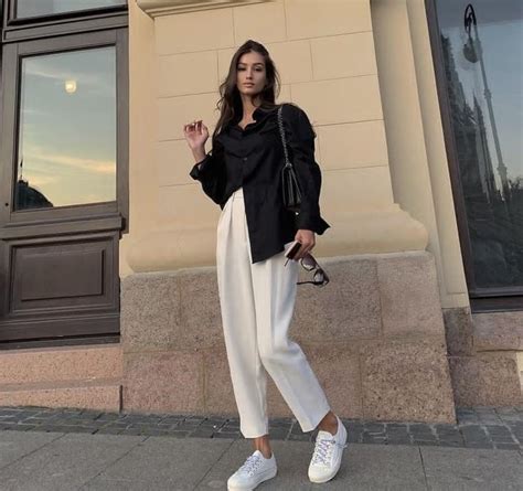 Pin di GAMZE BIÇAK su //Fashion | Come vestirsi, Vestiti, Stile