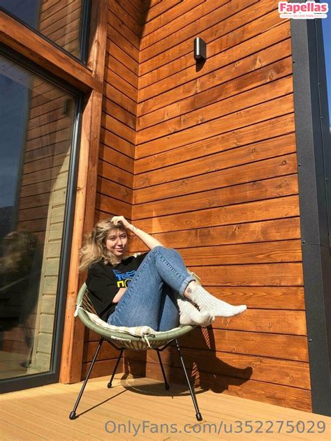 emilly_xo Nude Leaks OnlyFans - Fapellas