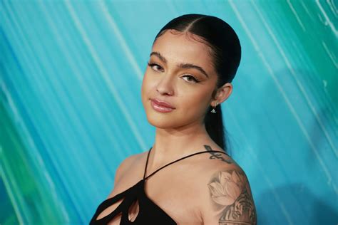 Malu Trevejo at 18: 5 Secrets the Leak Uncovered - c01a5za