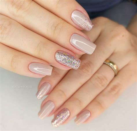 Uñas color crema | Stylish nails, Elegant touch nails, Nail colors