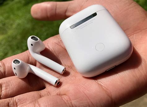 Наушники Apple AirPods 2