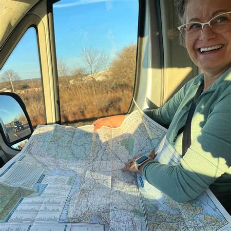 'The Voice' Alum Lauren Duski's Mom Janis Dead in Apparent Suicide