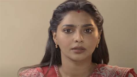 ammu teaser aishwarya lekshmi  intense  film  domestic