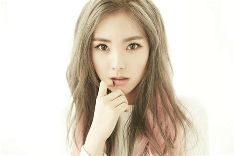 Happy Birthday To D.Holic Rena! | Daily K Pop News
