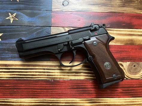 SOLD - Beretta 92F Compact | 1911 Firearm Addicts