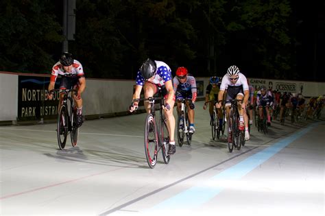 benefits  track cycling velodrome racing cyklopedia