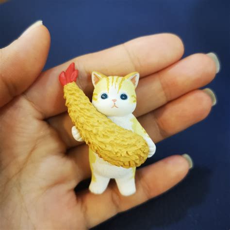 Mofusand fried shrimp cat figurine from Japan, Hobbies & Toys, Toys ...
