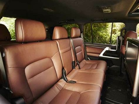 10 Best SUV Interiors | Autobytel