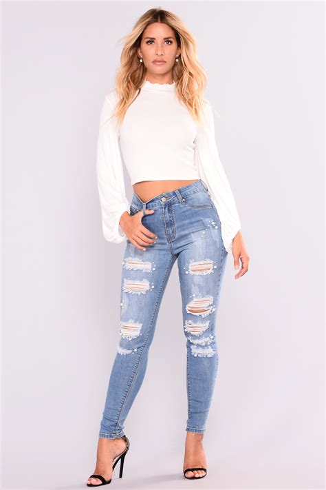 Nixie Pearl Skinny Jeans - Light Blue Wash | Fashion Nova