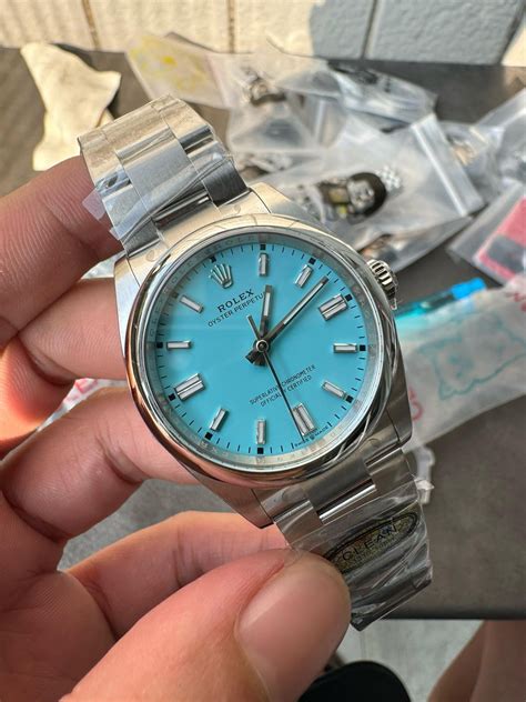 Clean 36 Constant Motion Tiffany Blue : r/Repdesignerwatch1