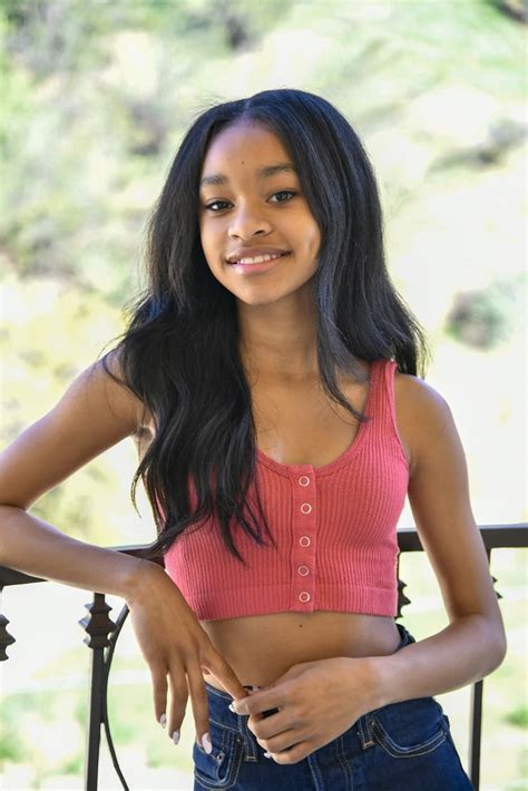 Akira Akbar picture