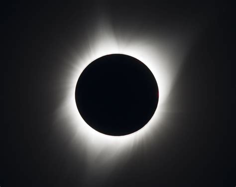 solar eclipse path map shows   total eclipse  pass