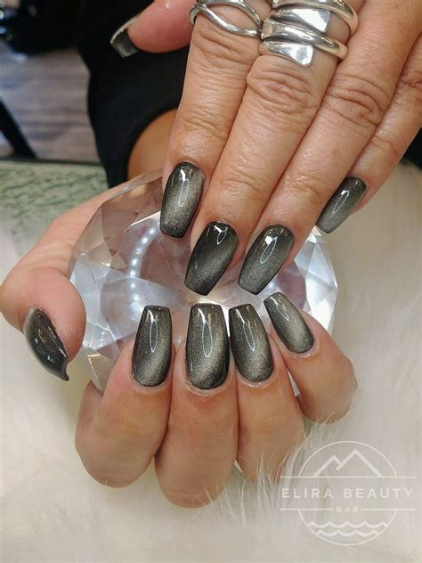 Grey Cat's Eye Nails | Cat eye nails polish, Cat eye nails ...