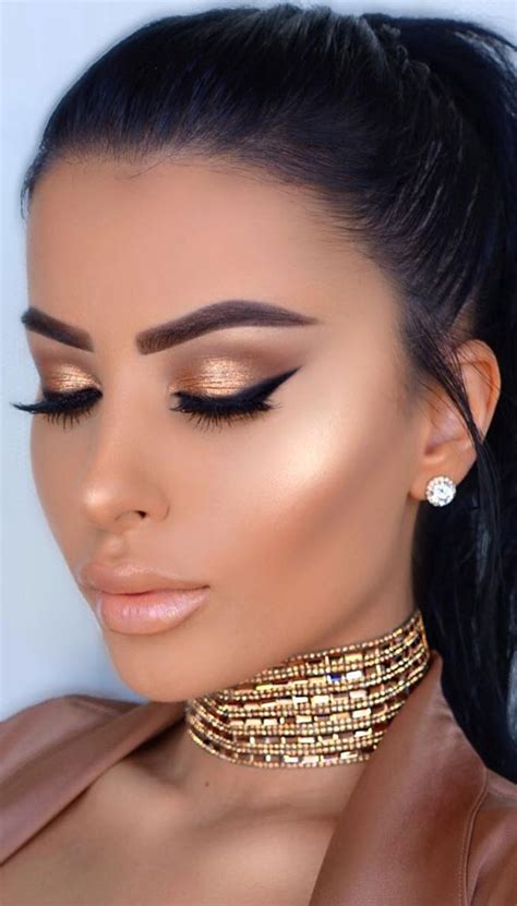 Bronze Makeup