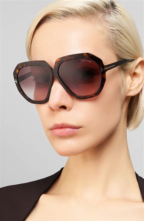 Женские коричневые солнцезащитные очки TOM FORD купить в интернет ...