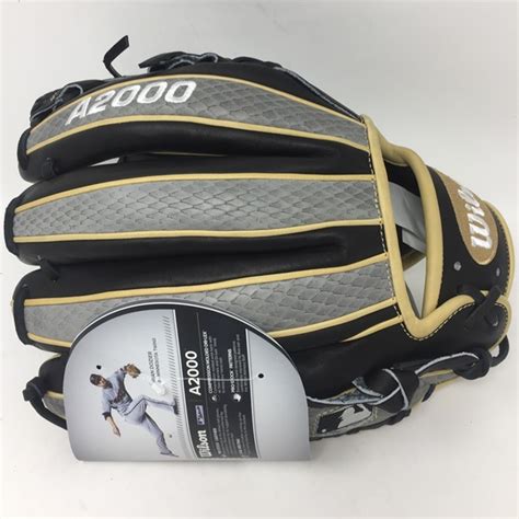 Wilson A2000 Baseball Gloves of the Month - Ballgloves