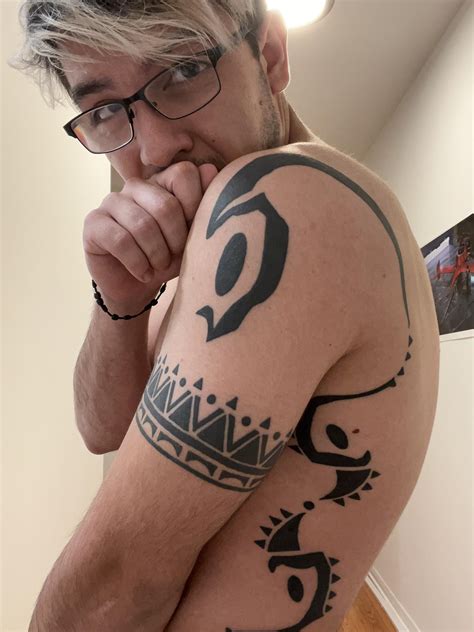 I got Izumi Miyamura’s tattoos!