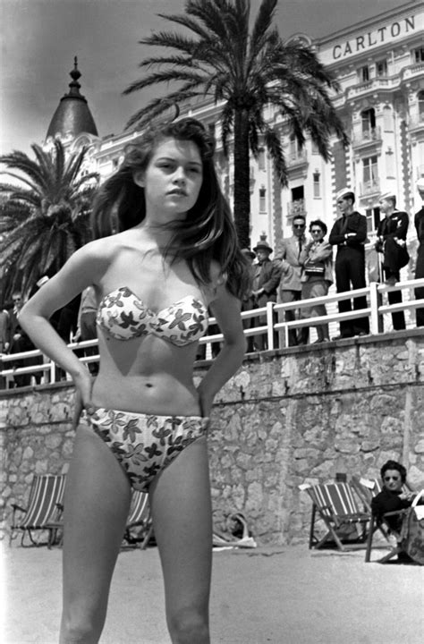 12 Black and White Photos of 19-Year-Old Brigitte Bardot at the 1953 ...