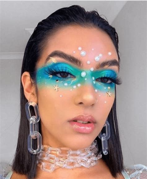 51 Mesmerizing Mermaid Makeup Looks For 2024