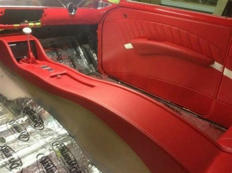 Pin de Joe Lopez em Interior Ideas | Interior de carros de luxo, Carros ...