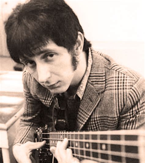 A Word Or Two From John Entwistle Of The Who - 1977 - Past Daily Pop