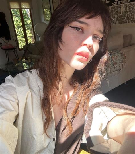 Sophie Thatcher Lip Transformation After Accident - Exclusive Update
