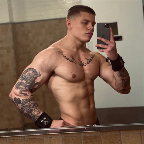 Brock Perry on Twitter: "what’s the next move? https://t.co/0g7MXCnNGX