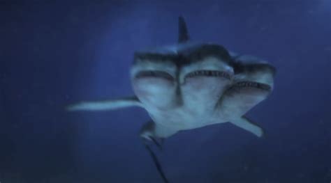 Tubarão De 3 Cabeças - FILMES ALTERNATIVOS: O Ataque do Tubarão de 3 Cabeças