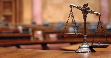 How To Find A Good Lawyer in Medellin [Comprehensive Guide]