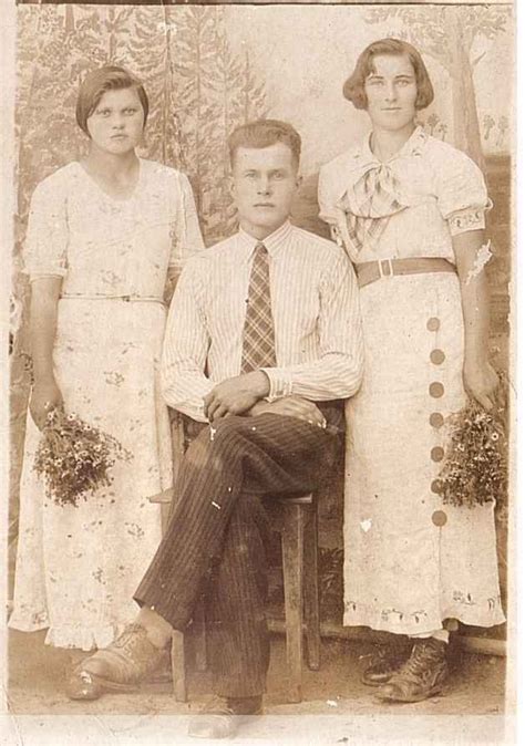 Жителі волинських сіл на світлинах 1920-1930-х років