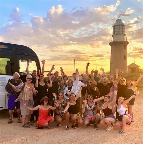 10 Best Coach / Bus Tours in Australia - Biggest Selection, Best Prices