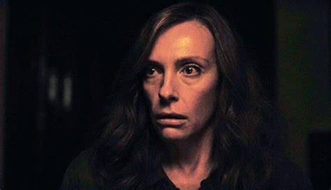 Toni Collette in Hereditary (2018) dir. Ari Aster : 𝖈𝖑𝖔𝖚𝖉𝖇𝖚𝖘𝖙𝖎𝖓𝖌1985