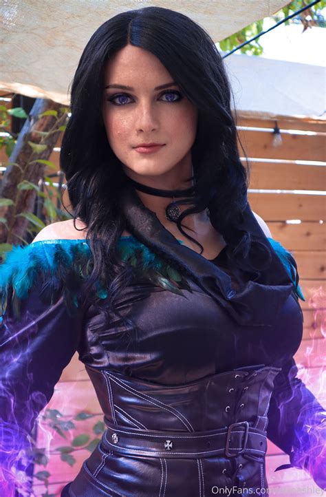 ᑕ ᑐ Ashley Barron - Yennefer 2025