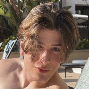 Shami Kareem (TikTok Star) - Age, Birthday, Bio, Facts, Family, Net ...
