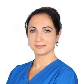 Dr. Kateryna Shapovalova in Polyclinic.ae