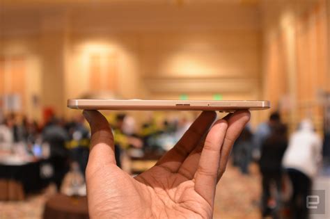 LeTV показала смартфон с ультразвуковым сканером отпечатков пальцев