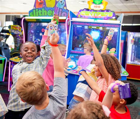 how to check chuck e cheese play pass balance online