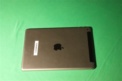 iPad 5th Gen A1823 Wifi+Cell 32GB - PS Auction - We value the future ...