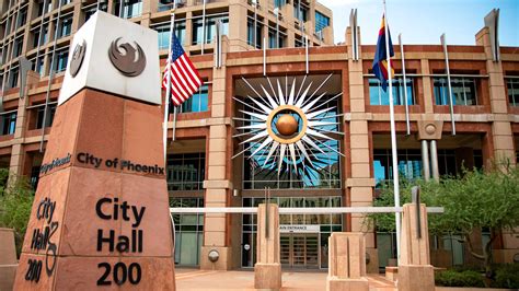 Who is on the Phoenix City Council?