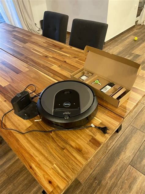 IROBOT ROOMBA i7