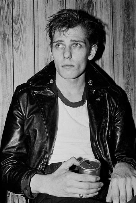 Young Paul Simonon (The Clash) : r/AltLadyboners