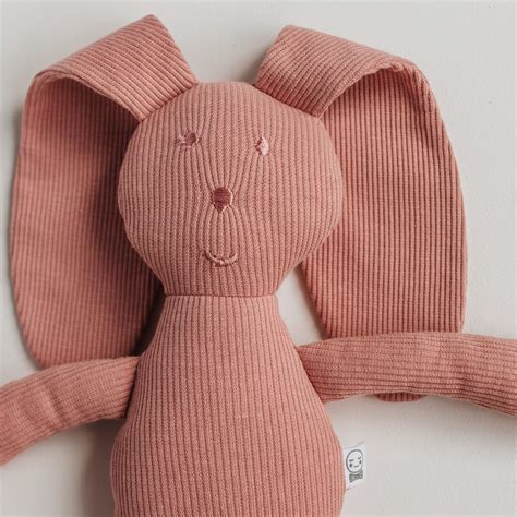 Snuggle Hunny Kids Organic Snuggle Bunny - Rose – Home of Hart