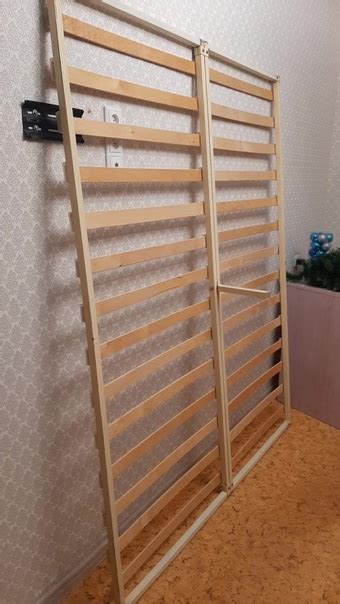 Продам. Основание на 2х спальную кровать-3000т.р Люстра-700р ...