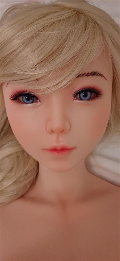 I got another Akira, this time with implanted hair and soft butt : r