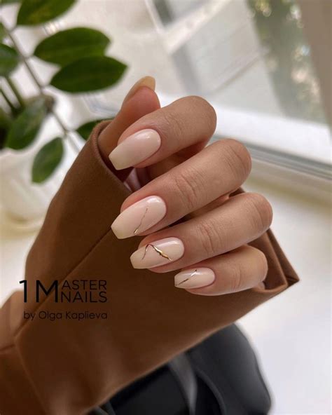 Wedding Guests Nails: 30 Ideas This Wedding Season + FAQs